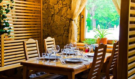 Ресторан Старый замок. Ресторанно-гостиничный комплекс Старый замок, г. Горячий Ключ