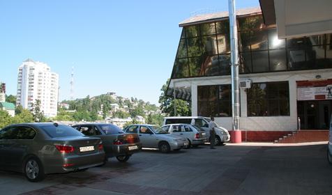 Автостоянка. Пансионат-гостиница Валентин, г. Сочи