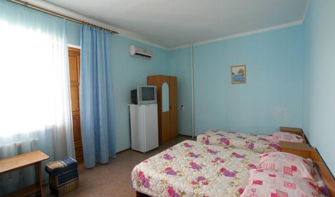Трехместный номер. Гостевой дом Парус. Анапа. Витязево