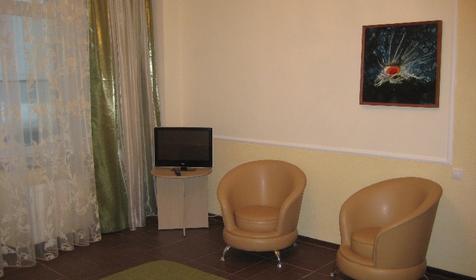 Двухкомнатный стандартный номер с балконом. Гостиничный комплекс Метроклуб, г. Новороссийск, урочище Широкая балка