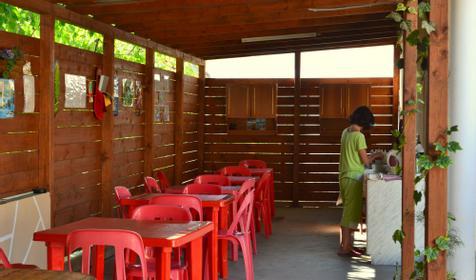 Летняя кухня. Гостевой дом Фантазия, г. Геленджик, с. Дивноморское