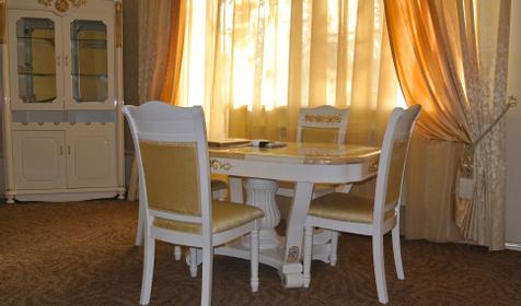 Двухкомнатный люкс. Ресторанно-гостиничный комплекс Акрополь, г. Белореченск