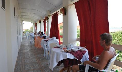 Веранда на 2 этаже. Пансион Парадиз, Темрюкский район, п. Пересыпь