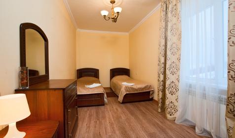 Двухкомнатный четырехместный номер. Гостинично-туристический комплекс Седьмое небо, Апшеронский район, плато Лаго-Наки