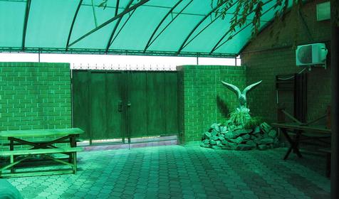 Двор коттеджа 37. Мини-гостиница приазовочка, г. Ейск