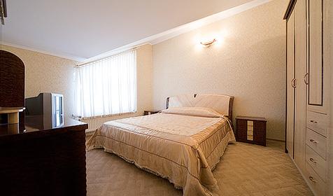 Номер Люкс без балкона. Отель RS ROYAL, г. Анапа