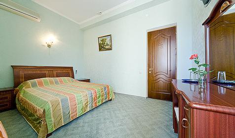 Номер Люкс без балкона. Отель RS ROYAL, г. Анапа