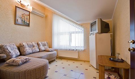 Номер Люкс без балкона. Отель RS ROYAL, г. Анапа