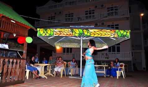 Кафе. Гостевой дом АРТиКА, г. Анапа, п. Витязево