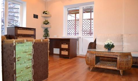 Апартаменты. Гостевой Дом на Революционной, 27/1, г. Геленджик