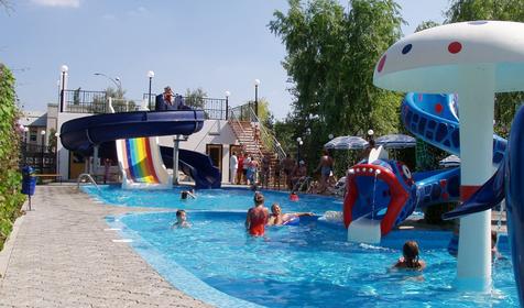 Бассейн. Пансионат Рябинушка, г. Анапа