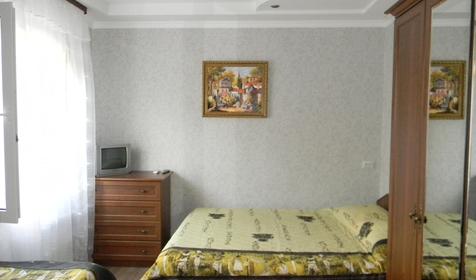 Четырехместный номер. Гостевой дом Бриз, г. Сочи, п. Лазаревское