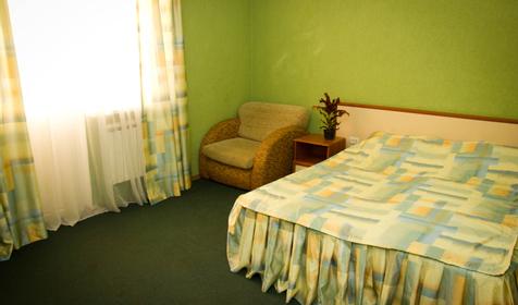 Стандарт семейный. Частная гостиница "Марина". Сочи, Адлерский р-н