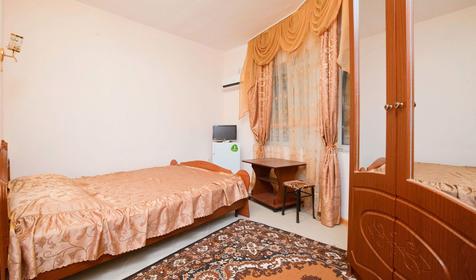 Полулюкс трехместный. Гостевой дом Элеонора, г. Сочи, Лазаревский р-он, п. Лоо