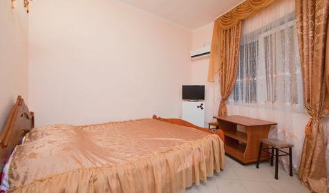 Полулюкс четырехместный. Гостевой дом Элеонора, г. Сочи, Лазаревский р-он, п. Лоо