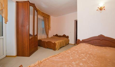 Полулюкс четырехместный. Гостевой дом Элеонора, г. Сочи, Лазаревский р-он, п. Лоо