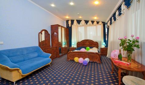 Однокомнатный люкс. Отель Шарм, г. Адлер