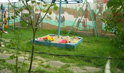 Детская площадка. Частный пансионат Цветочная-25, Ткмрюкский район, ст-ца Голубицкая