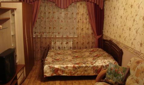 Уютная квартира в центре города, г. Ейск