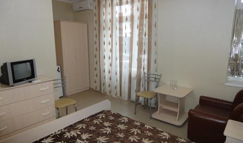 Трехместный стандарт. Гостевой дом Усадьба Арлен, г. Сочи, Лазаревский р-он, п. Лазаревское