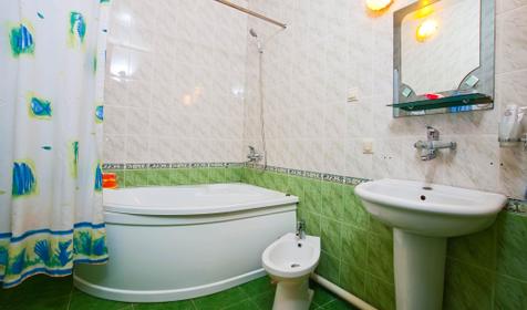 Номер Люкс. Отель Ирон, г. Краснодар