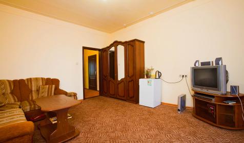 Номер Люкс. Отель Ирон, г. Краснодар