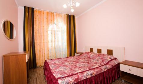 Полулюкс двухместный (2-4 этаж). Гостиница Афина, г. Геленджик, п. Дивноморское