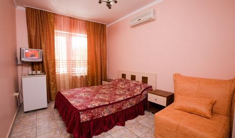 Полулюкс двухместный (2-4 этаж). Гостиница Афина, г. Геленджик, п. Дивноморское