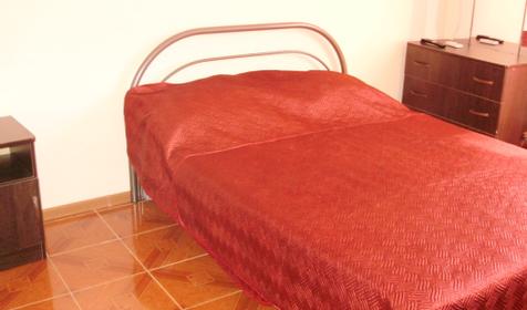 Номер с балконом. Гостевой дом "Веста". Туапсе, Джубга