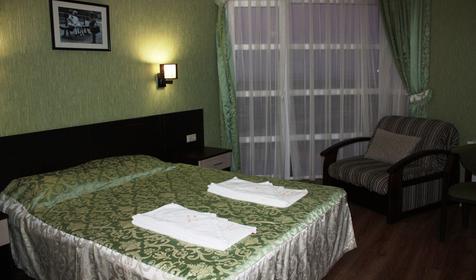 Номер Стандарт с двуспальной кроватью. Отель Понтос, г. Анапа, п. Витязево