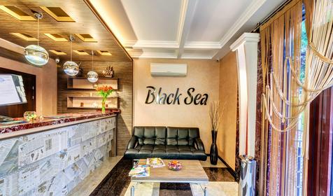 Холл. Отель Black Sea, г. Геленджик