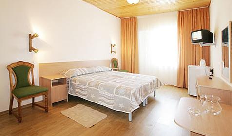 Гостиница "Чайка". Геленджик, с. Дивноморское