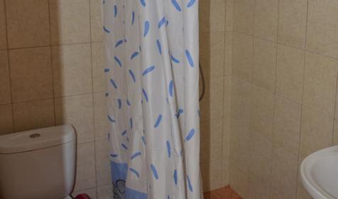 Трехместный номер без кондиционера. Гостевой дом "Мария". Сочи. Адлер