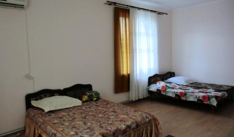 Четырехместный номер. Гостевой дом Райский дом, с. Кабардинка