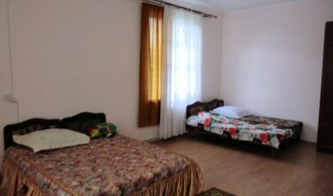 Четырехместный номер. Гостевой дом Райский дом, с. Кабардинка