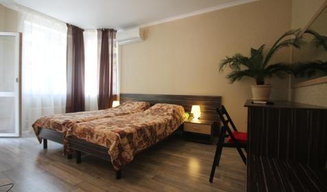 Номер с видом на сосновый бор. Novikoff Hotel, г. Сочи, п. Лазаревское