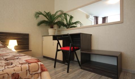 Номер с видом на сосновый бор. Novikoff Hotel, г. Сочи, п. Лазаревское