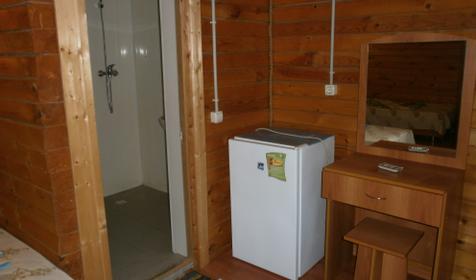 Трехместный номер. Гостиничный комплекс Форествиль, г. Сочи, Лазаревский район, кп. Солоники