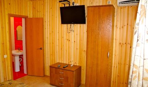 Номер Полулюкс. Туристическая база отдыха Нефтяник, Туапсинский район, п. Бухта Инал