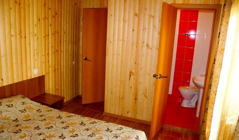 Номер Полулюкс. Туристическая база отдыха Нефтяник, Туапсинский район, п. Бухта Инал