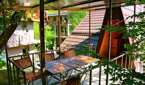 Туристическая база отдыха Нефтяник, Туапсинский район, п. Бухта Инал