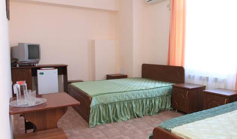 Трехместный Стандарт. Гостевой дом Бристоль, г. Анапа