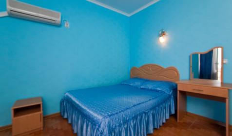 Трехместный полулюкс с доп.местом . Гостевой дом АРТиКА, г. Анапа, п. Витязево