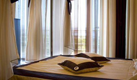 Номер Люкс малый. Гостиница "Линкор". Геленджик