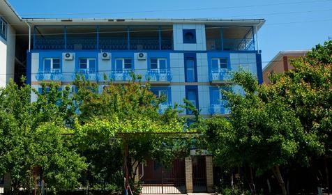 Фасад. Отель "Островок". Анапа. Витязево