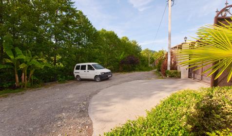 Территория. Гостиница Лили, г. Сочи, Лазаревский район, п. Лоо