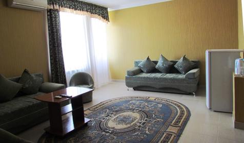 Двухкомнатный номер. Гостиница Дом на Ульянова 9, г. Сочи, Адлер