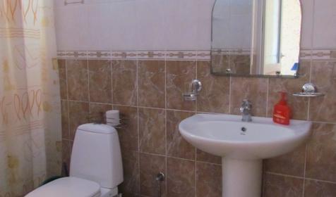 Четырехместный номер. Гостиница Дом на Ульянова 9, г. Сочи, Адлер