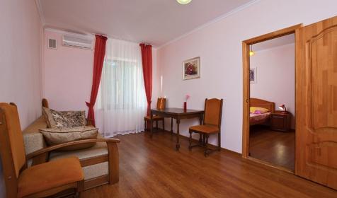 Двухкомнатный семейный номер, гостевой дом Альбатрос, г. Геленджик, п. Бетта