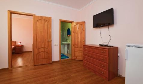 Двухкомнатный семейный номер, гостевой дом Альбатрос, г. Геленджик, п. Бетта